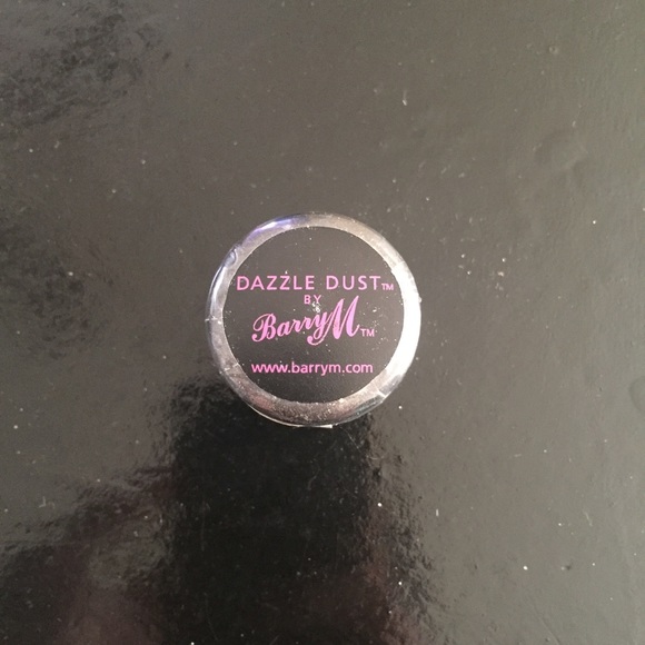 Eye shadow 🧚🏻‍♀️ - Picture 3 of 3